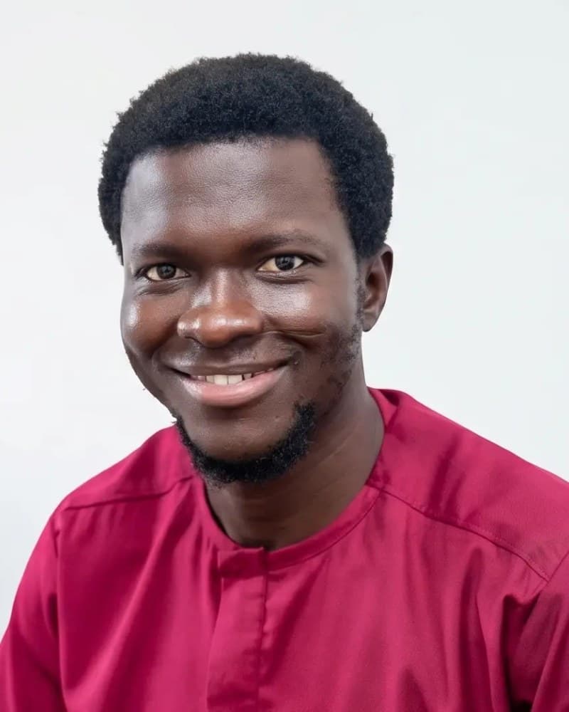 Dr Benjamin Batinge